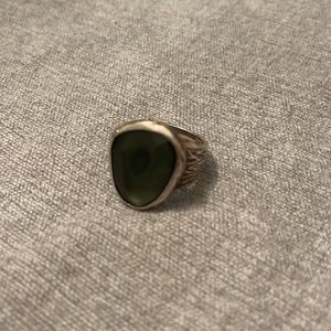 Silpada Excellent used Condition Green Glass Ring sz 7.
